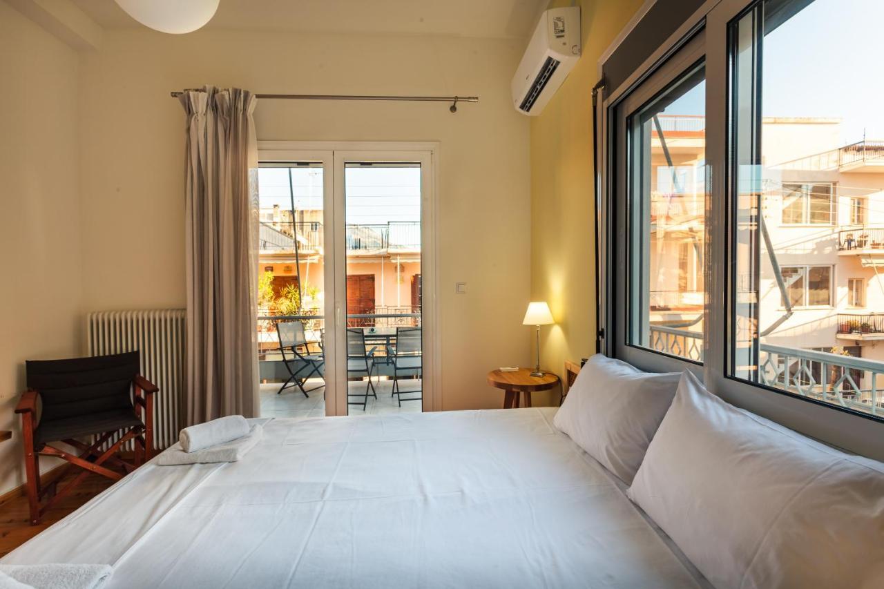 Upscale Modern Escape In The Historic Center Apartment Kalamata Luaran gambar