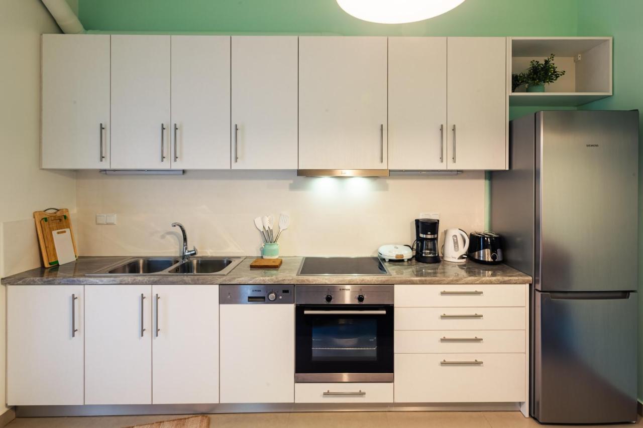 Upscale Modern Escape In The Historic Center Apartment Kalamata Luaran gambar