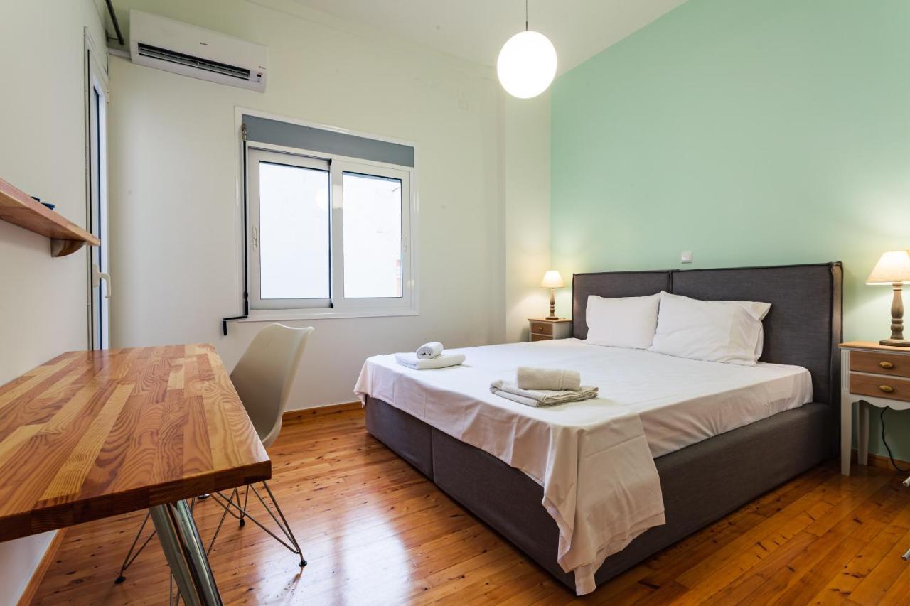Upscale Modern Escape In The Historic Center Apartment Kalamata Luaran gambar