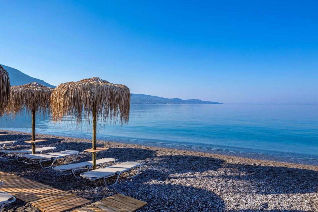 Upscale Modern Escape In The Historic Center Apartment Kalamata Luaran gambar