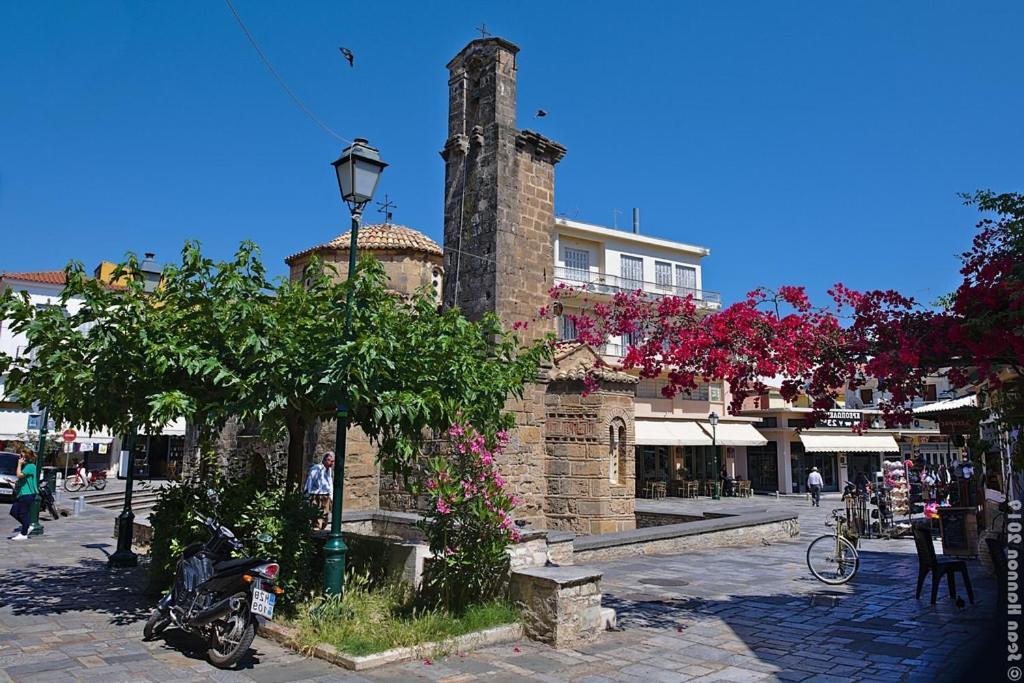 Upscale Modern Escape In The Historic Center Apartment Kalamata Luaran gambar